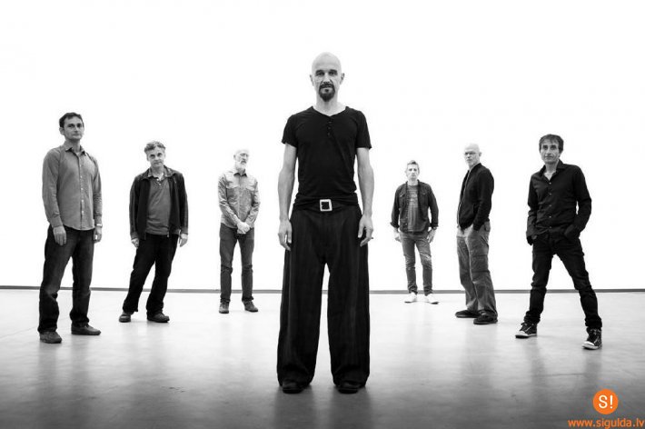 Ar Lielbritānijas alternatīvā roka grupas „James” koncertu Siguldā turpinās „Sunset festival”