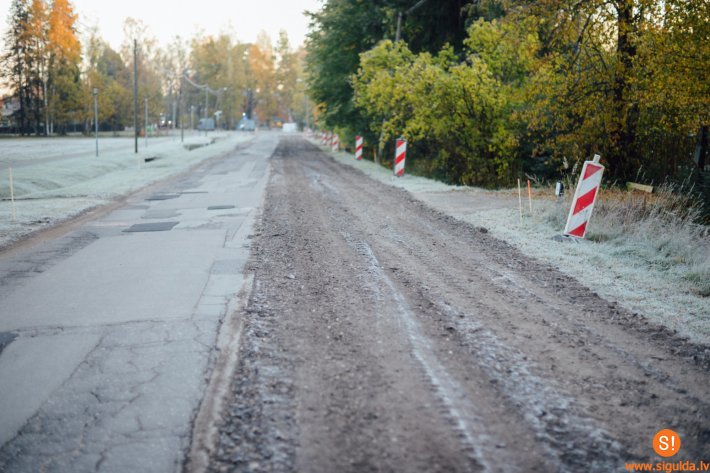 Uzsākta Līvkalna ielas pārbūve visā tās garumā