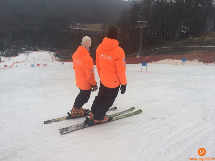Siguldiešiem panākumi Latvijas kausa otrā posma sacensībās kalnu slēpošanā