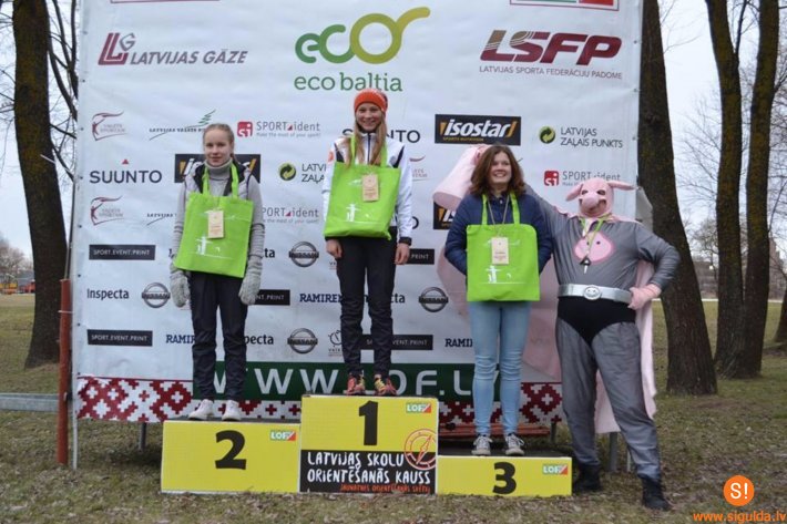 Siguldas Valsts ģimnāzija uzvar pirmajā Skolu orientēšanās kausa posmā