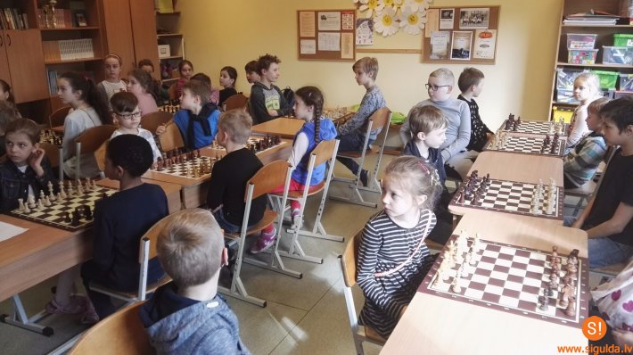 Noslēdzies draudzības turnīrs šahā starp Siguldas un Limbažu jaunajiem šahistiem