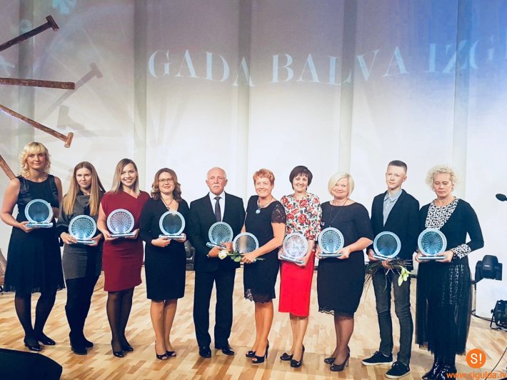 Pasniegtas Siguldas novada pašvaldības Gada balvas izglītībā 2017