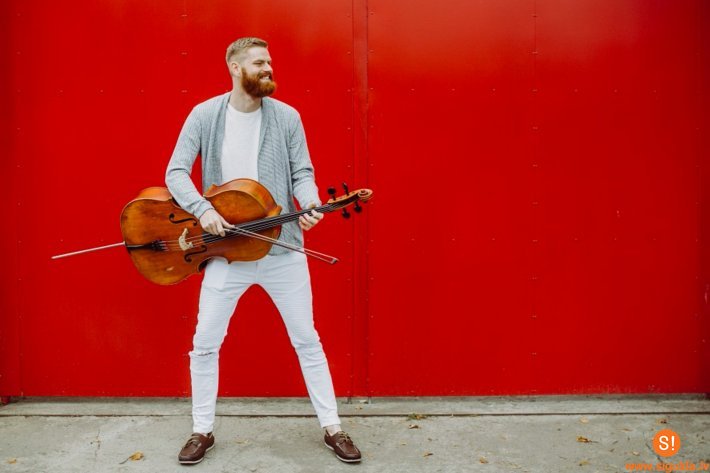 Turaidā muzicēs čellists Mareks Radzēvičs