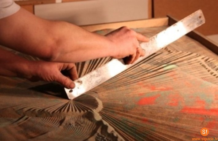 Bērnudārza „Ābelīte” bērnu un skolotāju gleznu izstāde Siguldas pilsētas bibliotēkā