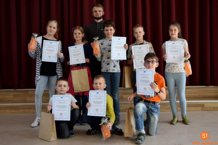 Laurenču sākumskolā viesojas portāla uzdevumi.lv pārstāvis