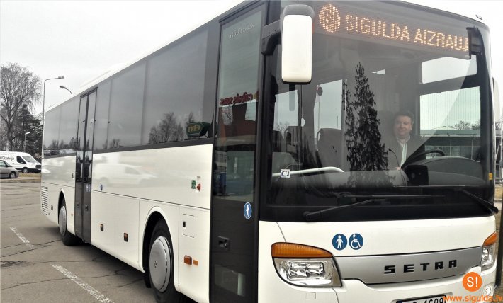 Iegādāts jauns autobuss skolēnu pārvadāšanai