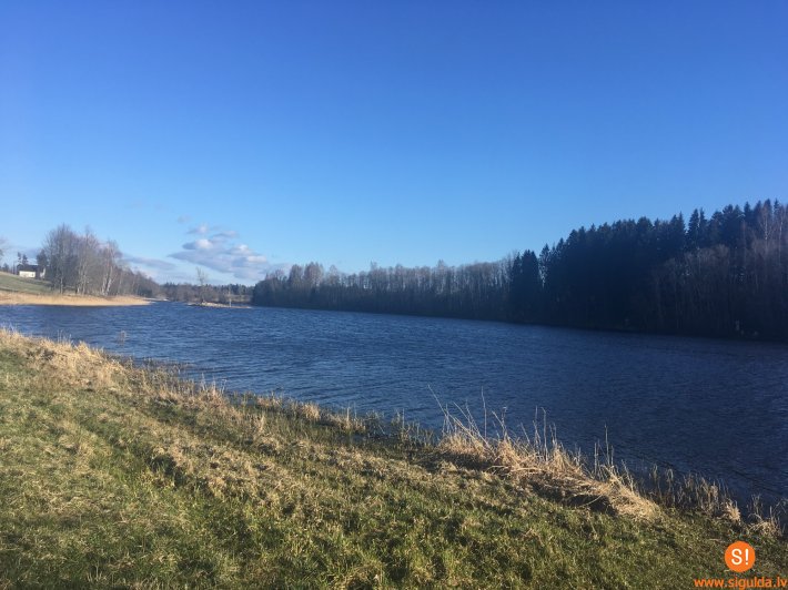 Pašvaldība lūdz novadniekus izteikt viedokli par Roķēnu ūdenstilpes attīstību