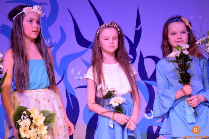 Laurenču sākumskolā noslēgušās Teātra dienas