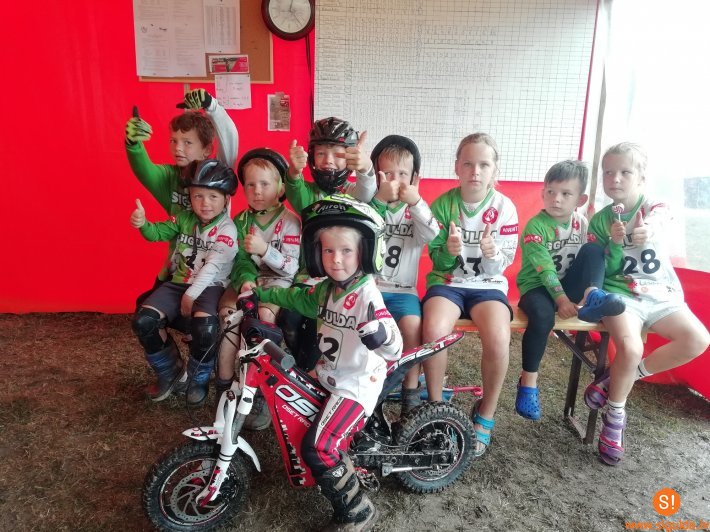 Novadniekiem godalgotas vietas triāla sacensībās