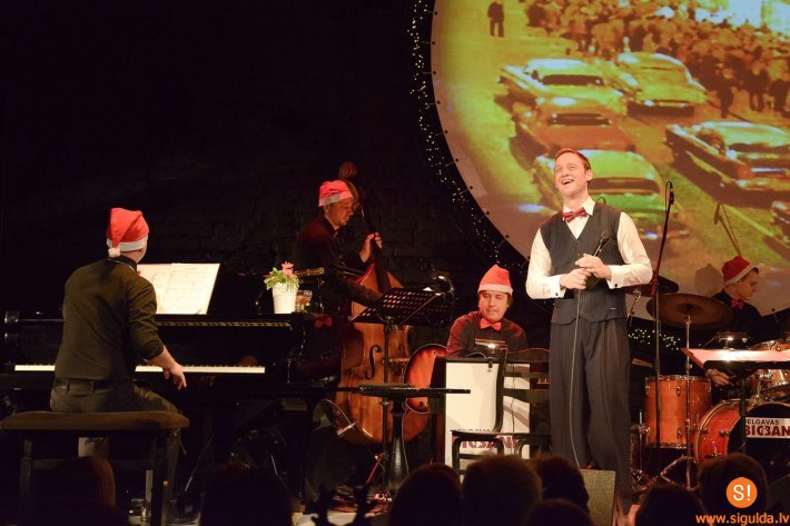 Kultūras centrā „Siguldas devons” notiks koncerts „Sinatra Ziemassvētkos”