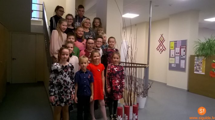 Allažu pamatskolā godina labsirdīgākos un patriotiskākos skolēnus