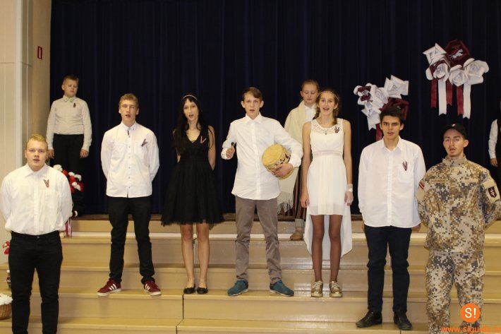 Mores pamatskolas skolēnu aktivitātes Latvijas valsts svētku nedēļā