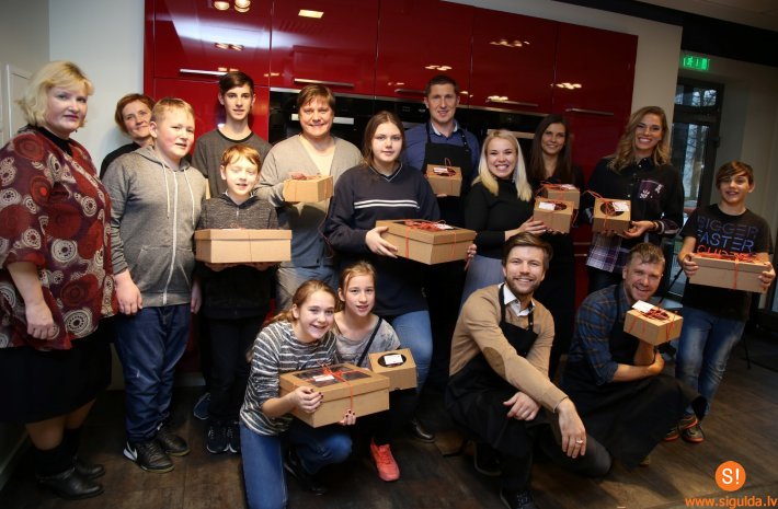 206 novadnieki Latviju dzimšanas dienā sveikuši ar Morzes ābeces aplikāciju