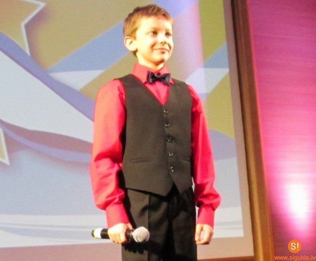 Vokālās grupas „Zibsnis” solists iegūst 2.vietu starptautiskā konkursā