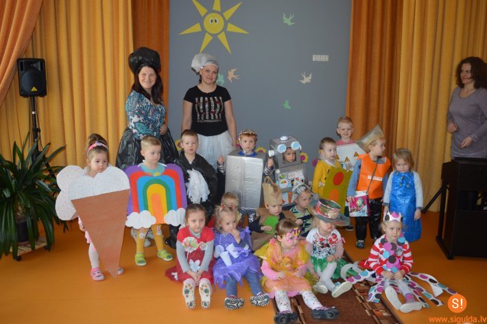 Aizvadīta modes skate bērnudārzā „Pasaciņa”