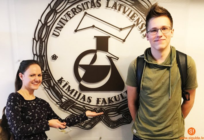 Siguldas Valsts ģimnāzijas skolēniem atzinība ķīmijas olimpiādēs