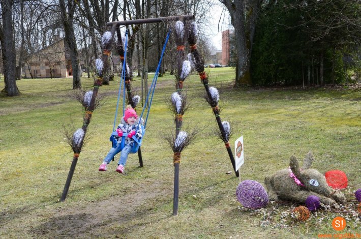 Šūpoļu festivālā ar radošajām darbnīcām atzīmē INT-HERIT noslēgumu