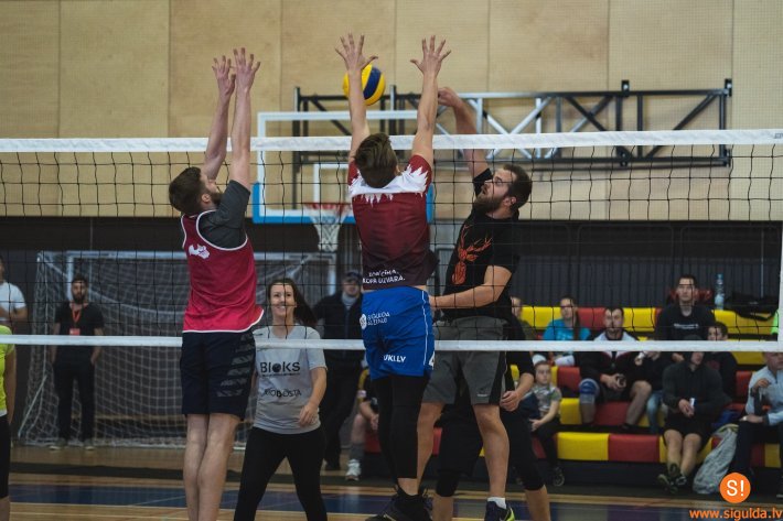 Aizvadīts Lieldienu volejbola turnīrs