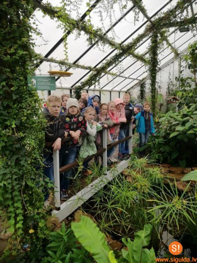 Mores pamatskolas skolēnu mācību ekskursijas aprīlī