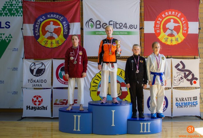 Vidzemes karatē kluba sportisti maijā piedalījušies divos turnīros