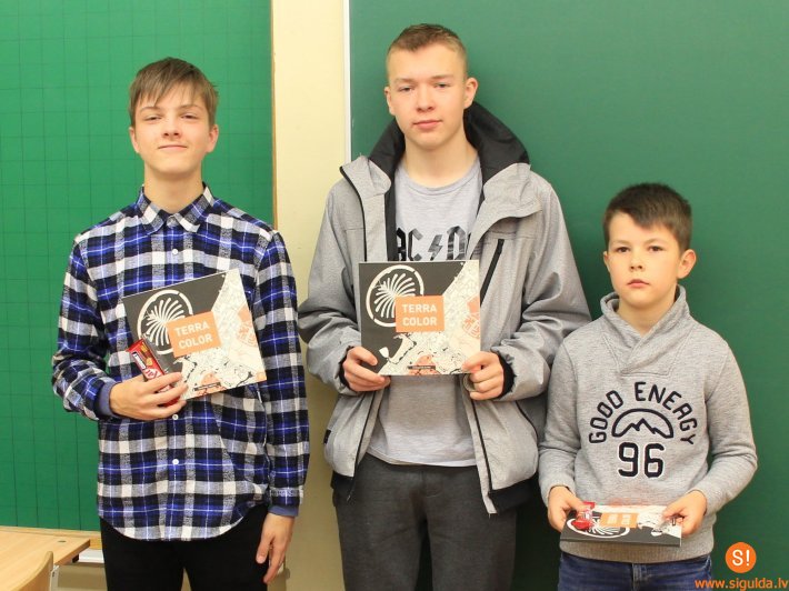 Siguldas skolēnu šaha turnīrā uzvaru gūst Daniels Dambītis