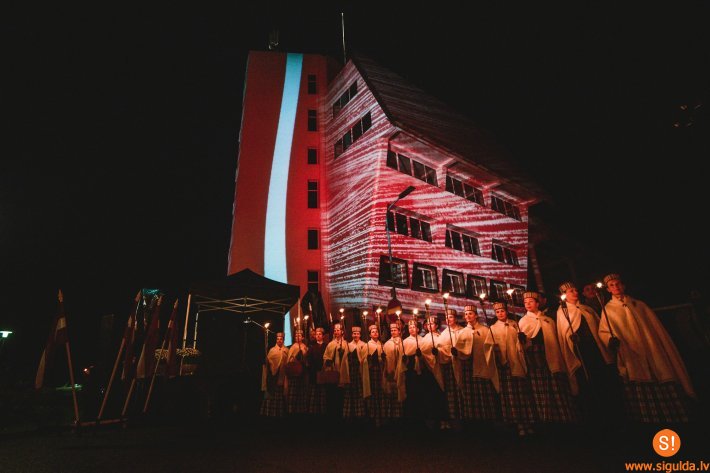 Šonedēļ Siguldas novadā: Rudens Restorānu nedēļa, Latvijas svētku pasākumi, “Showel Race” un citi notikumi