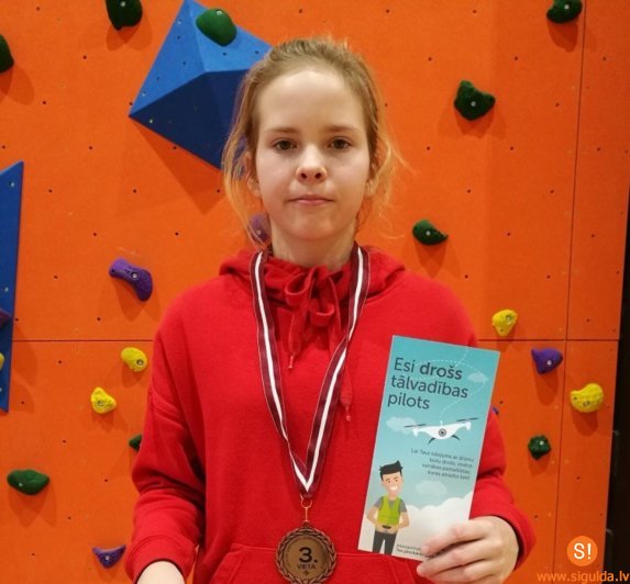 Siguldas Dronu skolas dalībniece 2. Latvijas dronu čempionātā iegūst 3. vietu