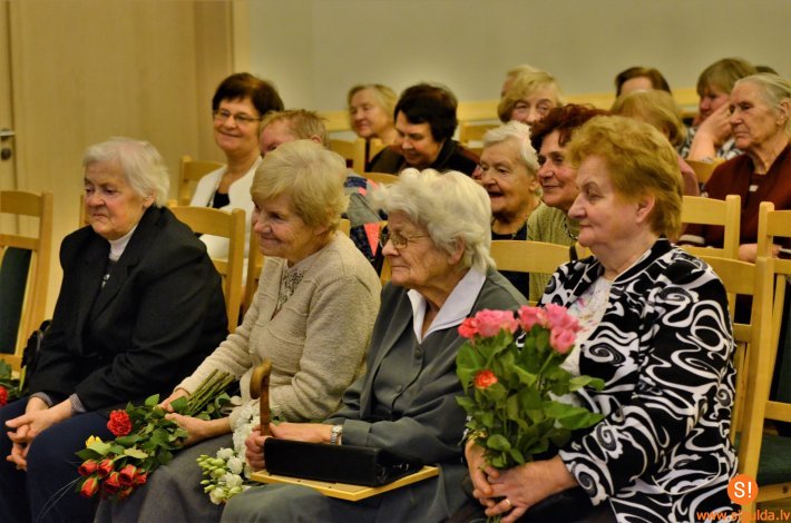 Siguldas pagasta Kultūras namā notiks senioriem veltīts Ziemassvētku koncerts