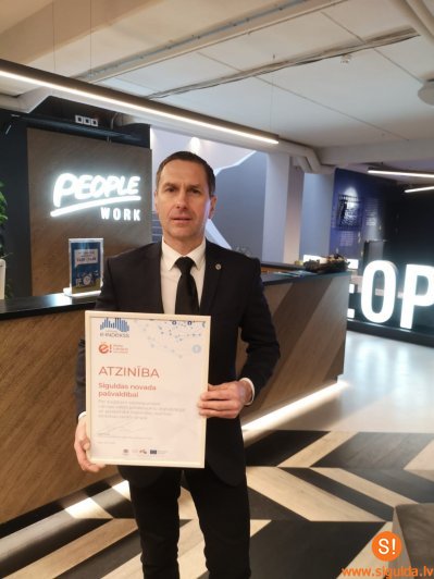 Pašvaldība saņem VARAM atzinību par digitālajiem risinājumiem ikdienas darbā