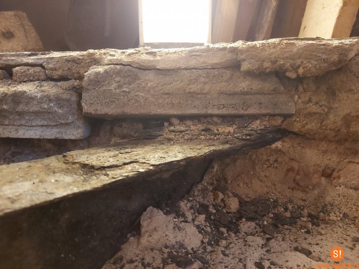 Siguldas Jaunās pils rekonstrukcijas laikā atklāti metāla siju bojājumi un citi neparedzami darbi