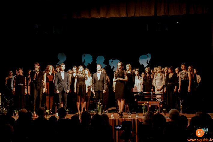 Siguldas Valsts ģimnāzijā aizvadīts Žetonu vakars