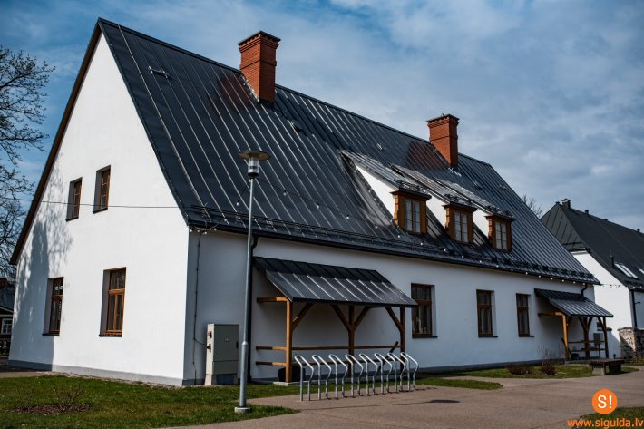 Aicina piedalīties Rezidences mājas otrā stāva telpu izsolē