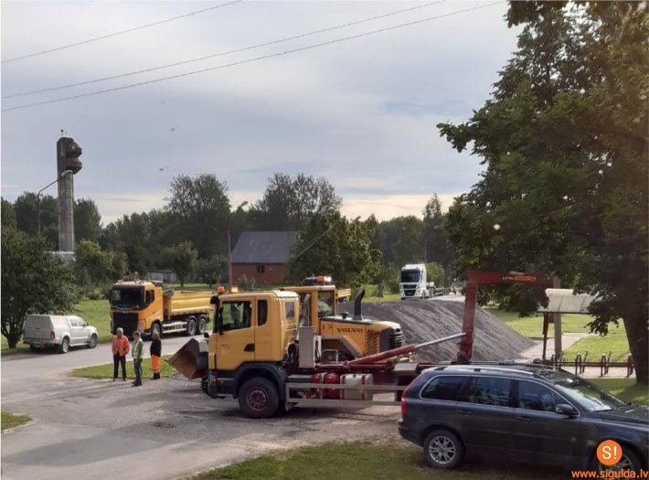 Šonedēļ turpināsies dubultās virsmas apstrāde autoceļa posmam Jūdaži–Nītaure
