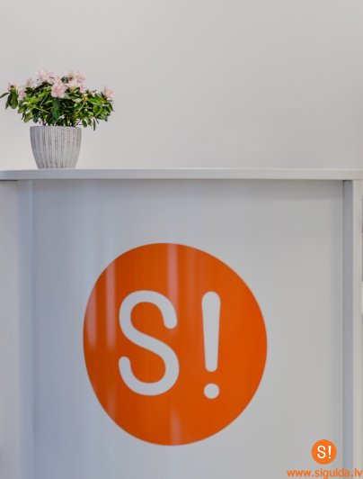 Pakalpojumu centrs un Bāriņtiesa ceturtdien līdz plkst. 14.00 būs slēgti