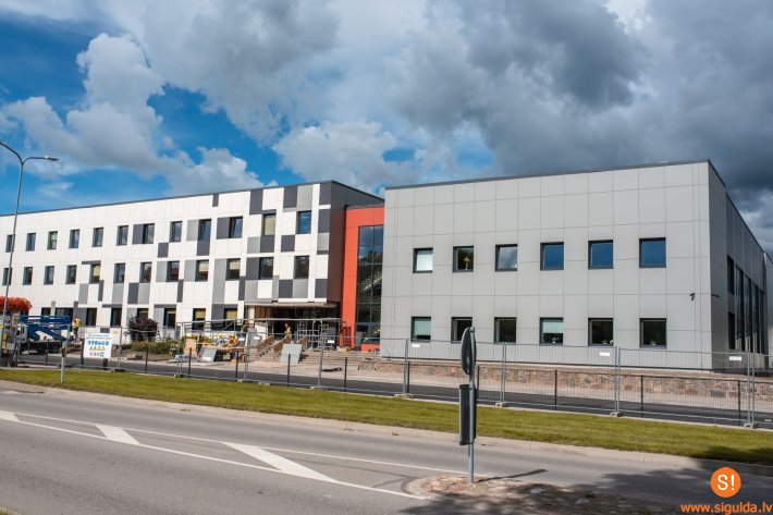 Noslēgumam tuvojas Siguldas 1. pamatskolas pārbūves darbi