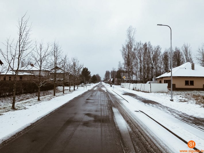 Noslēgušies Atbrīvotāju ielas pārbūves darbi posmā no Līvkalna līdz Krišjāņa Barona ielai