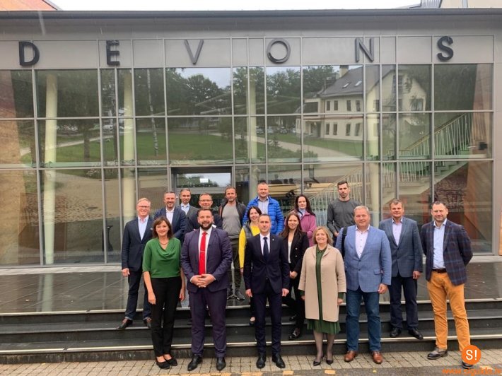 Siguldas novada uzņēmēji diskutē par konkurētspējas veicināšanu ar ekonomikas ministru