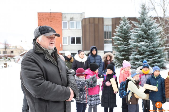 Mālpilī Barikāžu aizstāvju atceres dienu piemin ar atmiņu ugunskuru