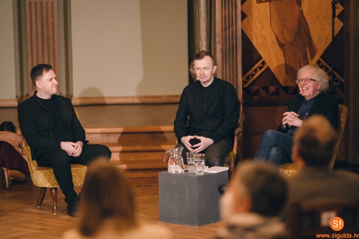 Izskanējis trešais vakars sarunu ciklā “[Ie]nāc literatūrā”