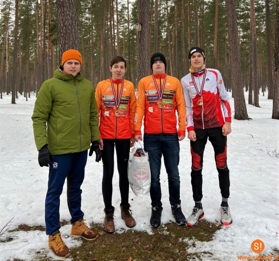 Siguldas Sporta skolas orientieristi triumfē Latvijas čempionāta stafetē