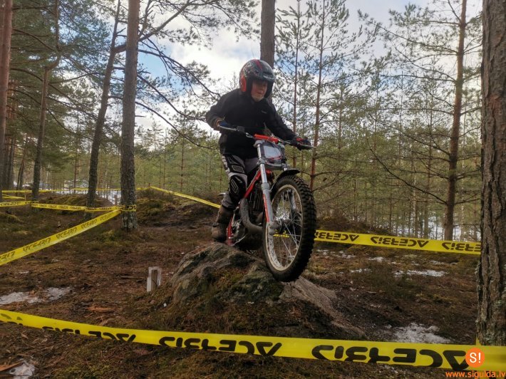 Silciema mototrasē noticis “Siguldas Ziemas kausa” 4. posms triālā