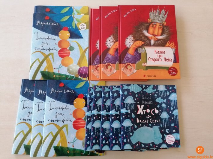 Mālpils bibliotēka dāvinājumā saņēmusi grāmatas bērniem ukraiņu valodā