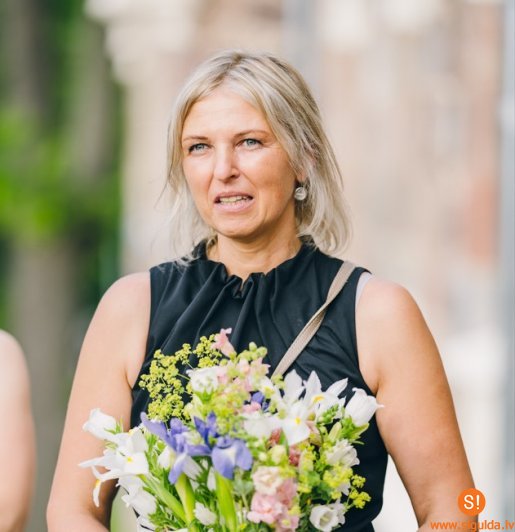 Siguldas Jaunajā pilī eksponēta mākslinieces Ivetas Šveisbergas izstāde