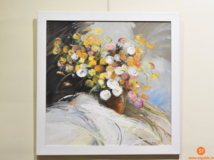 Inčukalna Tautas namā aplūkojami mākslinieka Paula Putniņa radītie darbi