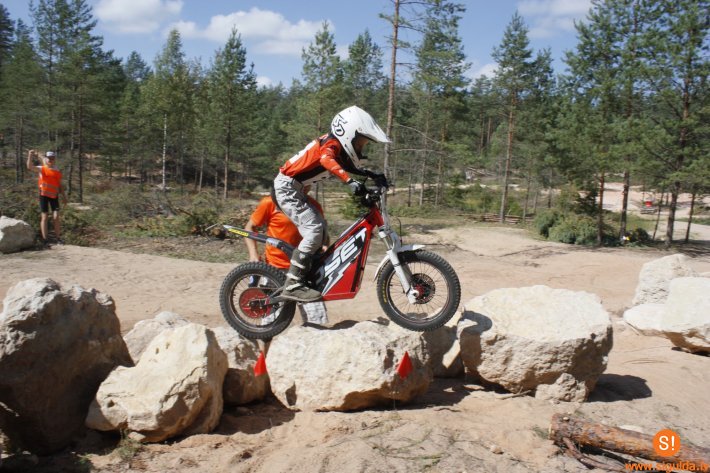 Aizvadīts “Minikauss” un “Senču kauss” triālā