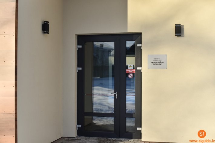 Atklāts īslaicīgās sociālās aprūpes centrs Siguldā, Saules ielā 6B