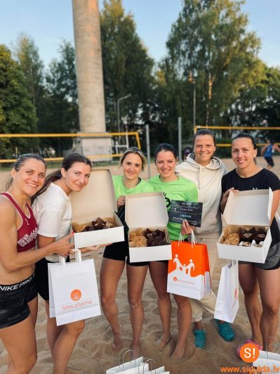 Aizvadīts pludmales volejbola sacensību “Raganas kauss” 2. posms