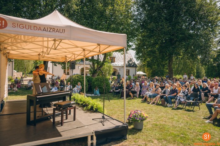 Siguldas pils kvartālā izskanējušas otrās  Muzikālās brokastis
