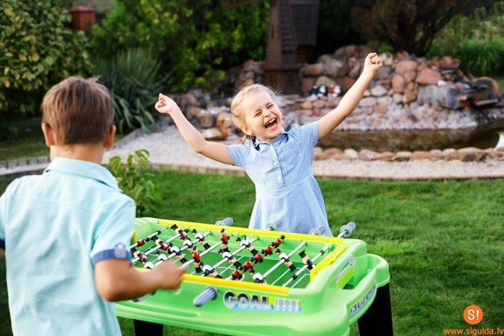 Izsludina projektu konkursu Ukrainas un Latvijas bērnu un jauniešu nometnēm