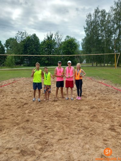 Sidgundā aizvadīts pludmales volejbola turnīrs